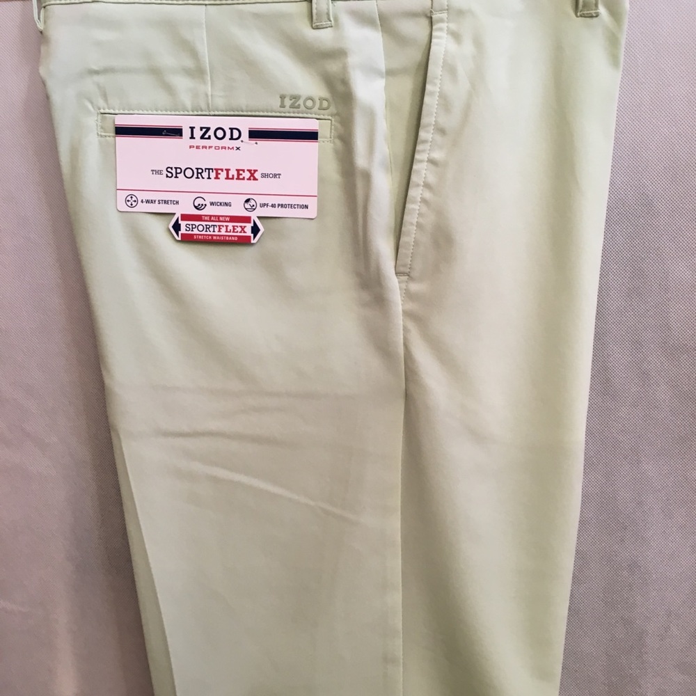 NWT IZOD Sport-flex Shorts